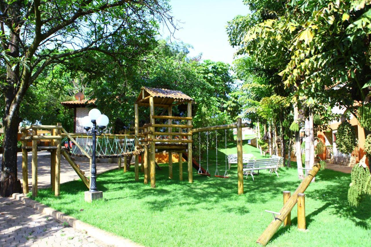 Hotel Das Palmeiras Paracatu Exterior photo